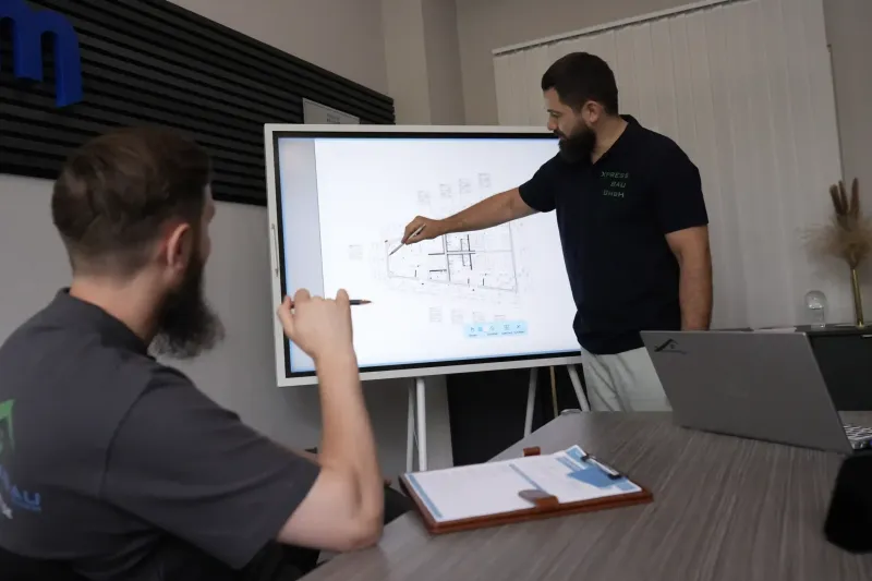 Startseite 45 xpress-bau-monteur-photovoltaik-flachdach-montage-arbeiten